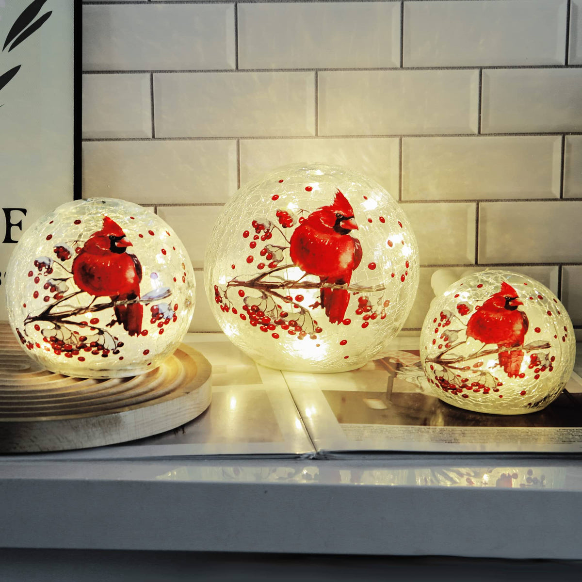 Kaowod Crackle Glass Ball Cardinal Lamp, Light Up Red Cardinal Stained Glass Christmas Decor Accent Lamp - Product image 1