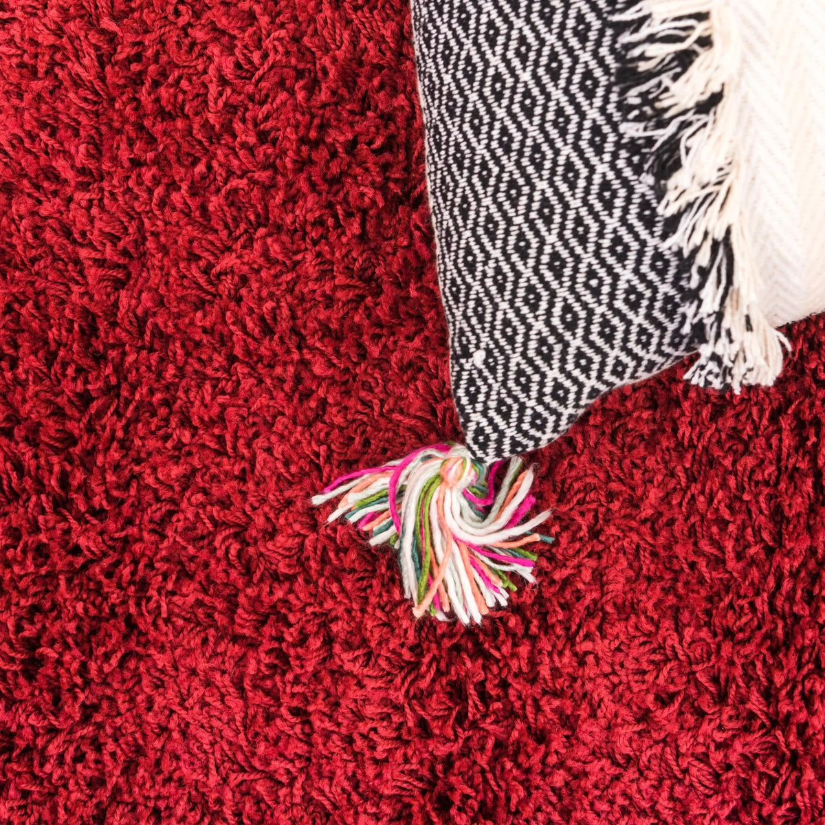 Rugs.com Solid Shag Collection Rug - 13 Ft Runner Cherry Red Shag Rug Perfect for Hallways, Entryways - Product image 8